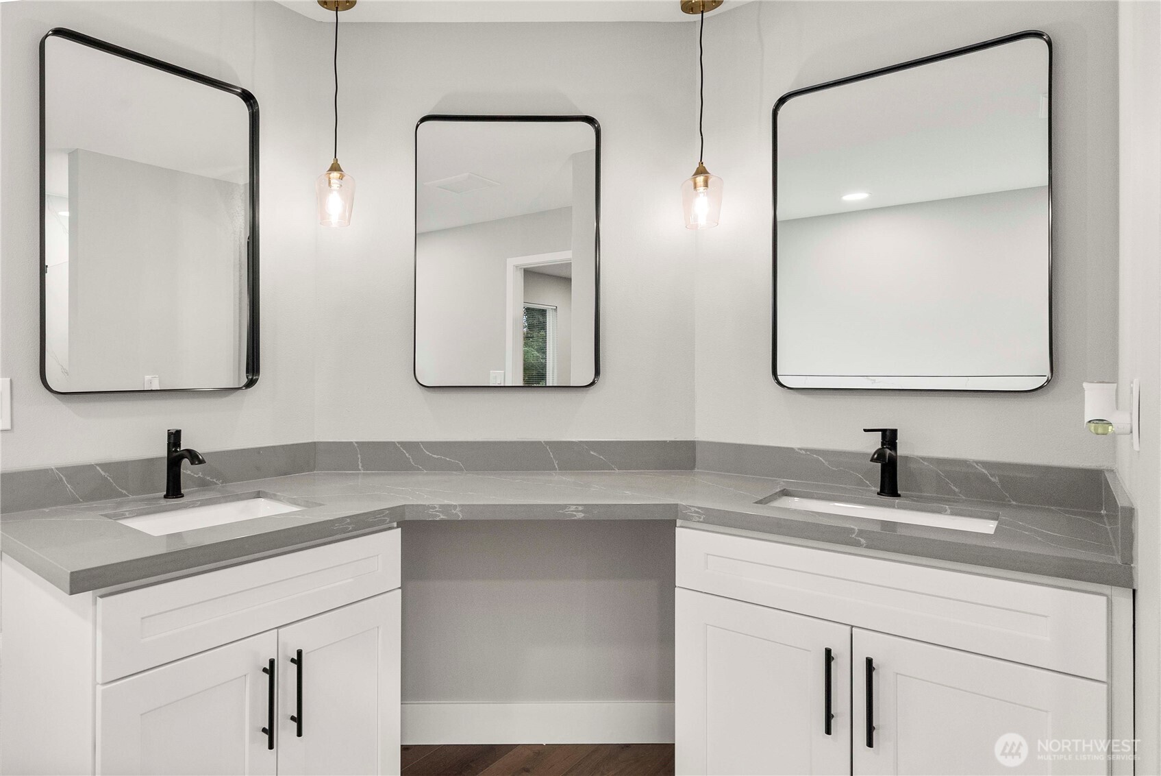 22603 115th Place SE, Kent, WA 98031