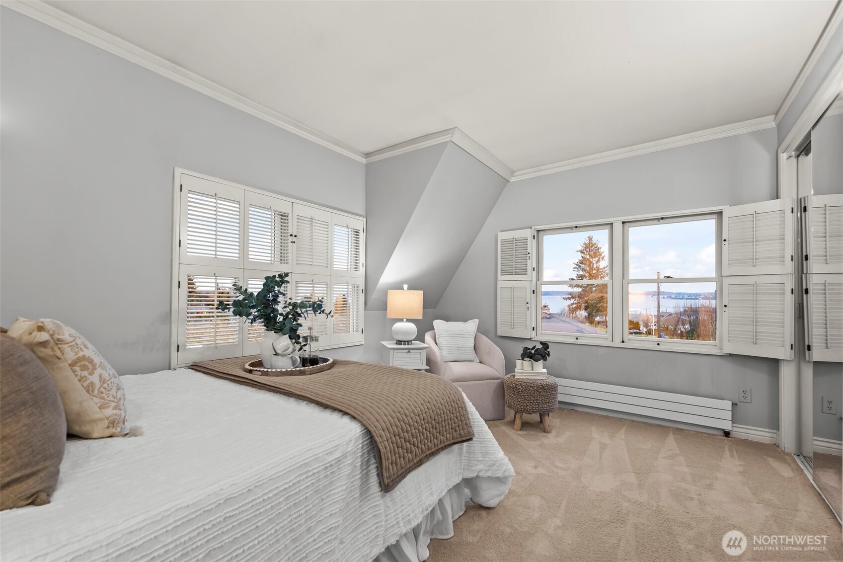 2205 N Tacoma Avenue , Tacoma, WA 98403