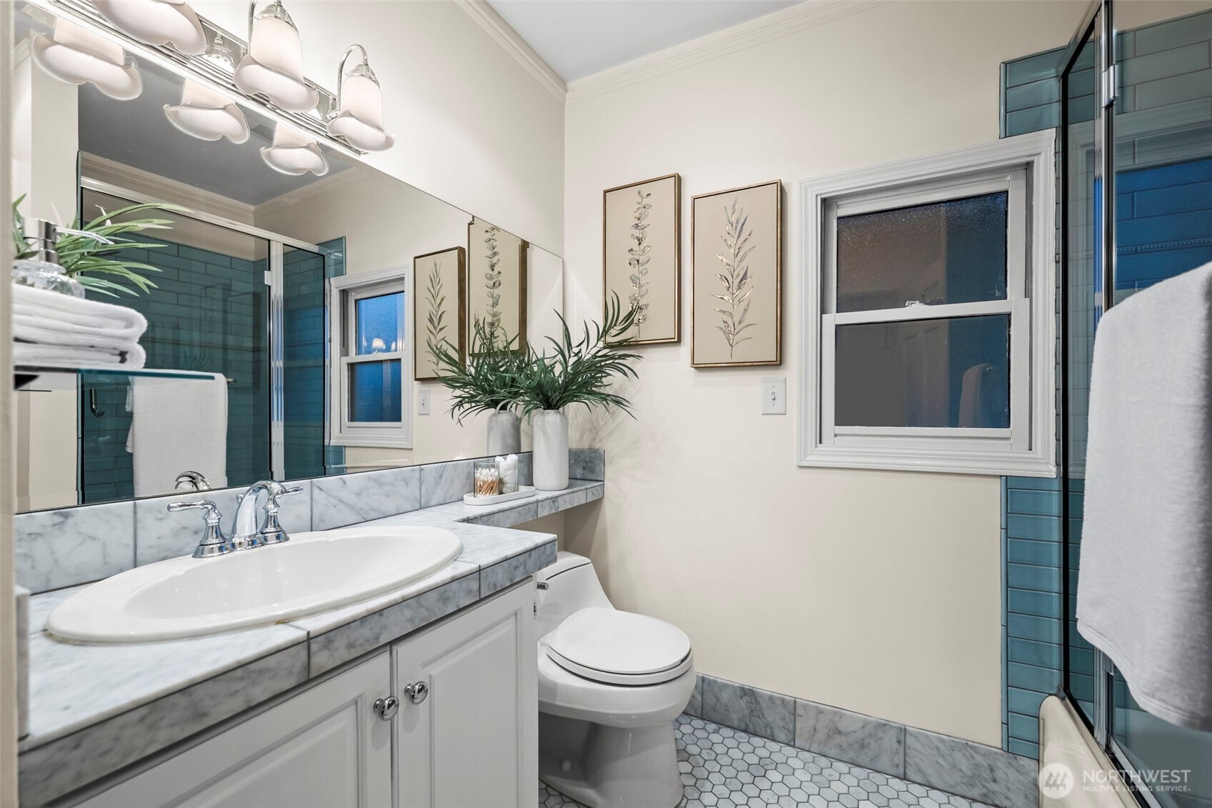 2205 N Tacoma Avenue , Tacoma, WA 98403