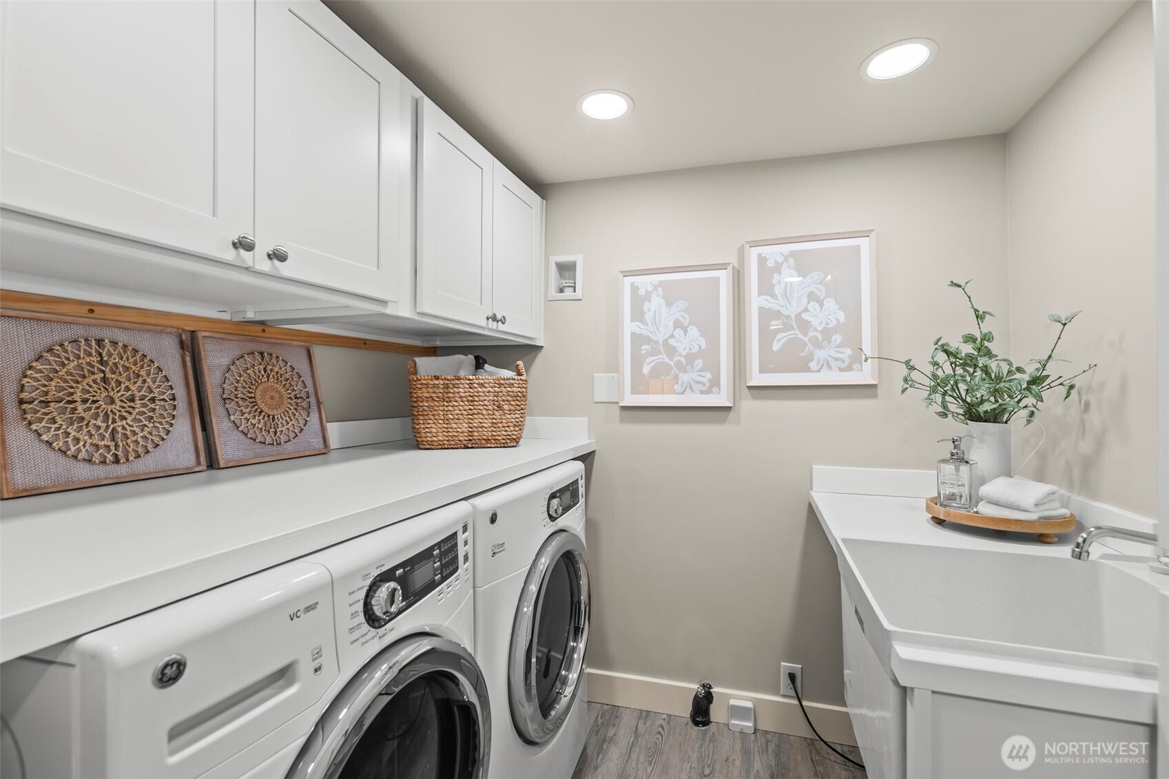 2205 N Tacoma Avenue , Tacoma, WA 98403