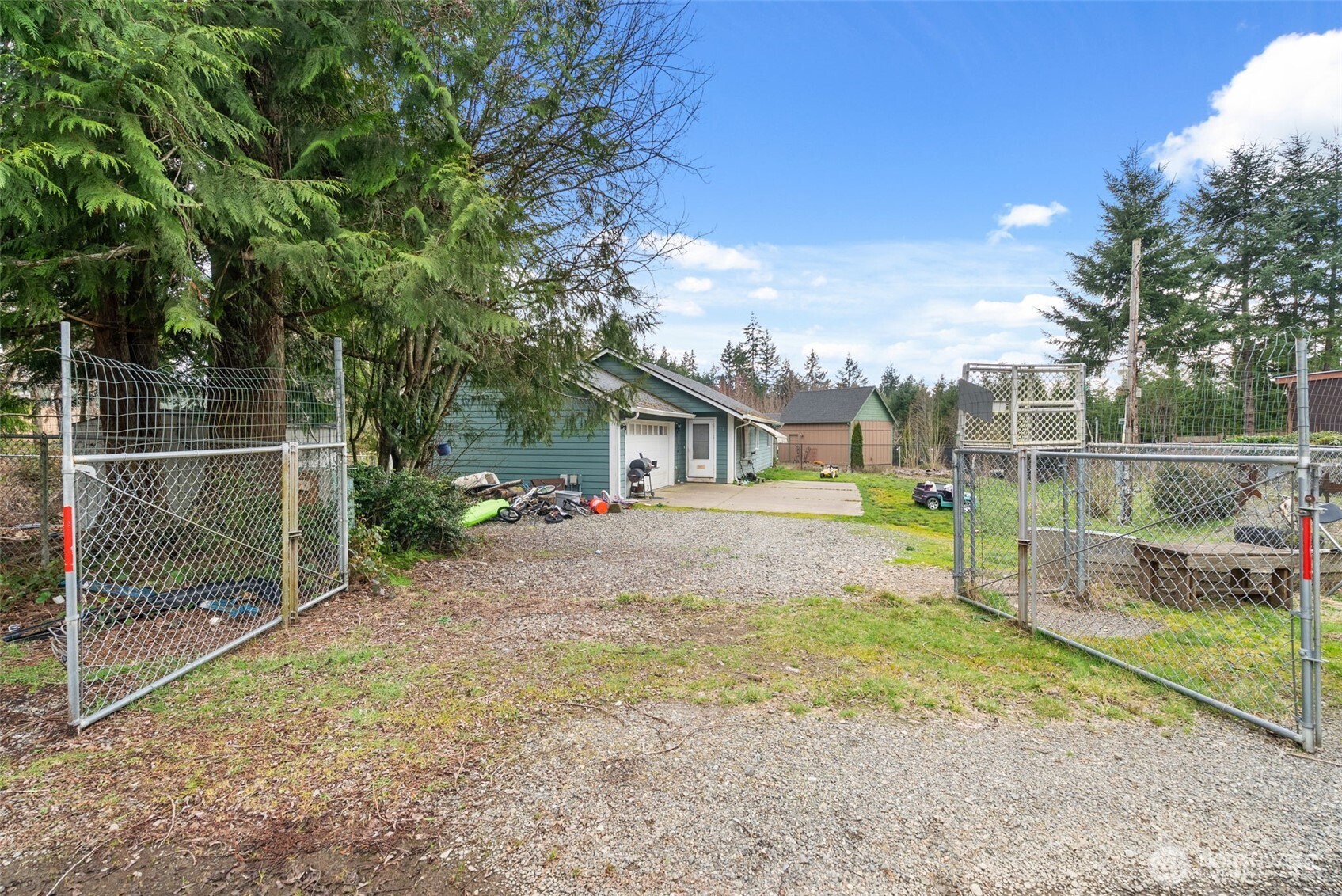 71 E Iron Wood Place , Shelton, WA 98584