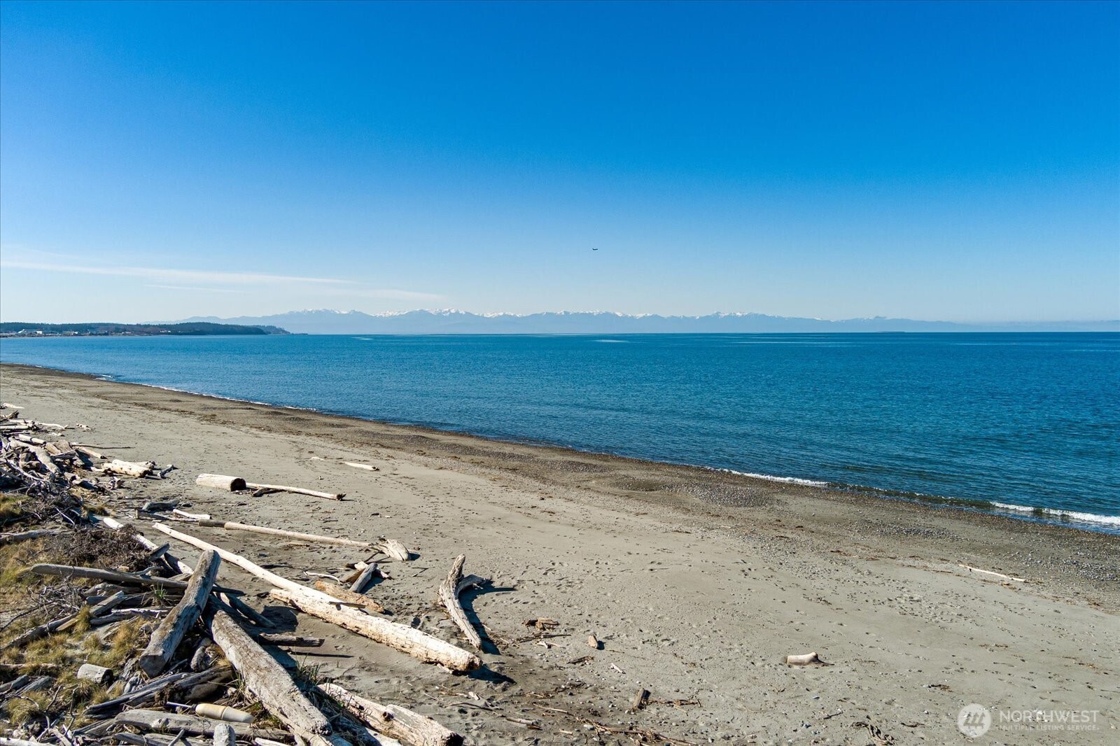 4689 Surfcrest Drive , Oak Harbor, WA 98277