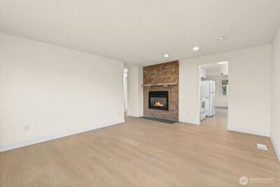 5402 Yakima Avenue , Tacoma, WA 98408 - Photo 6