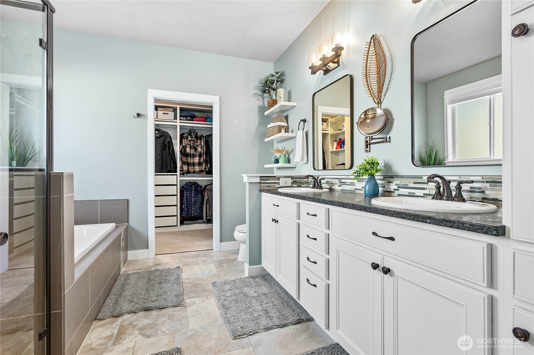 3821 Connelly Avenue , Bellingham, WA 98229