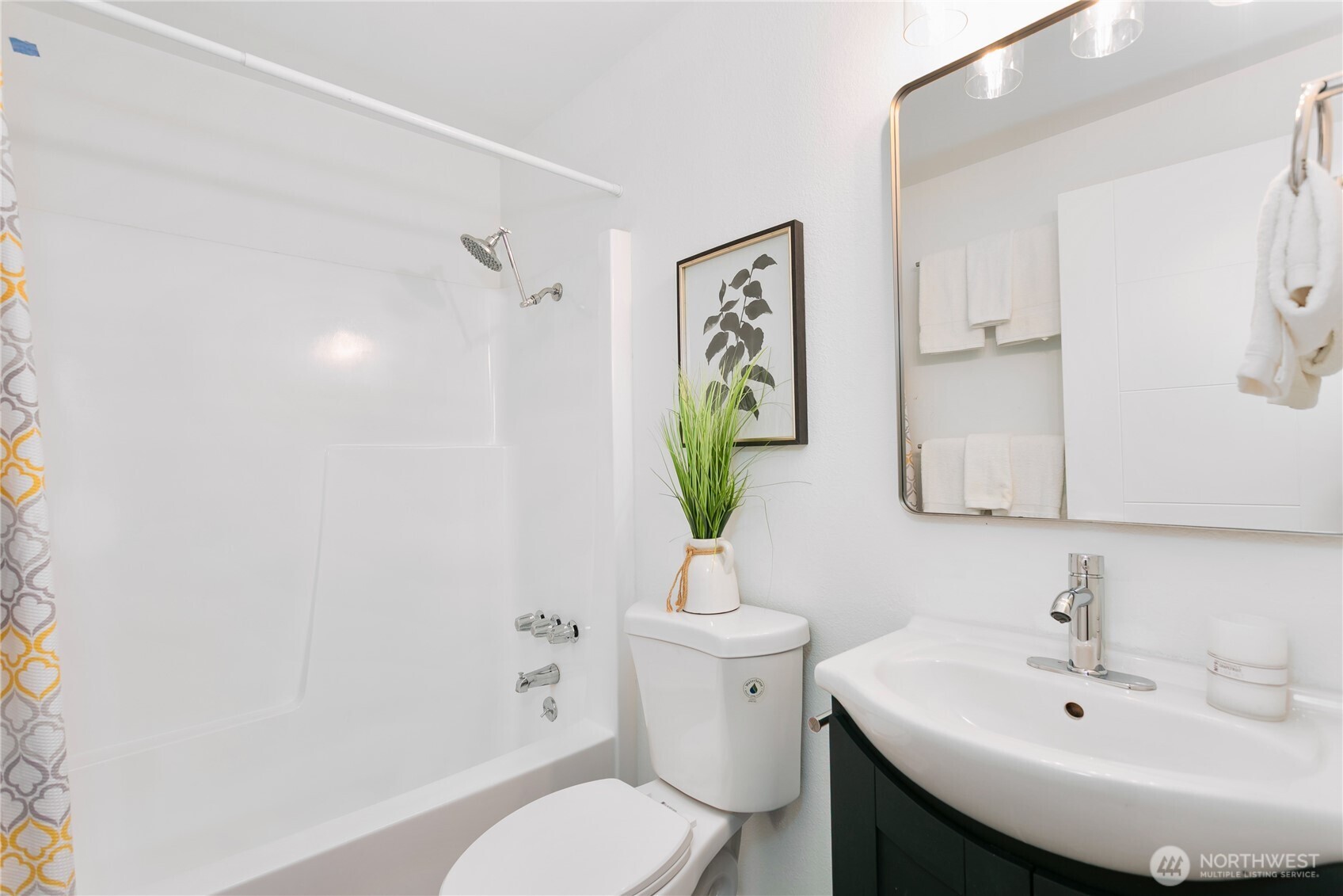 4245 N Vassault Street , Tacoma, WA 98407