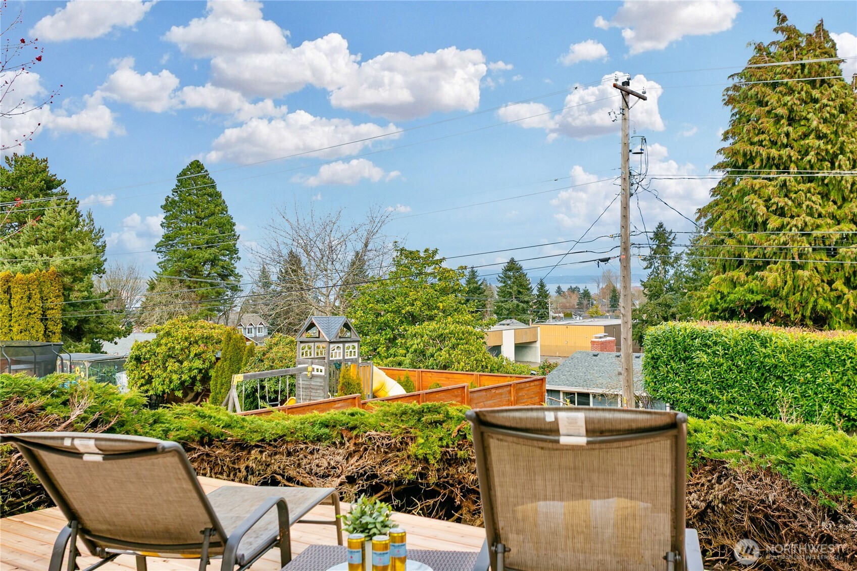 4245 N Vassault Street , Tacoma, WA 98407