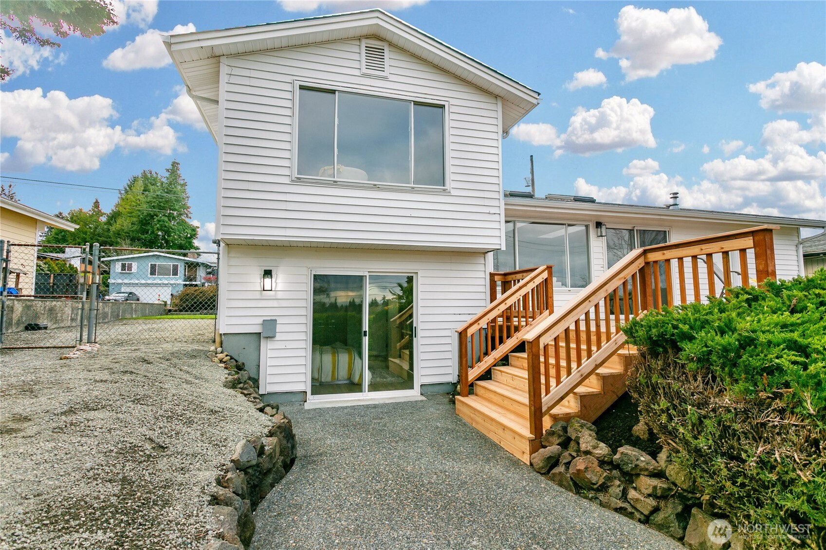 4245 N Vassault Street , Tacoma, WA 98407