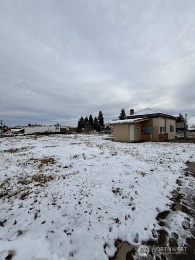 123 W Locust St , Waterville, WA 98858 - Photo 5