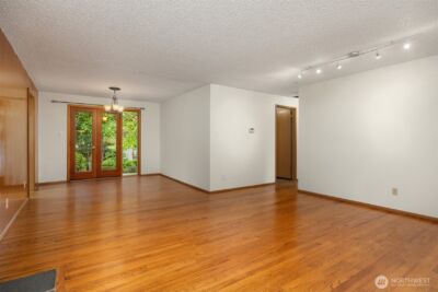 10210 NE 23rd Street , Bellevue, WA 98004 - Photo 19