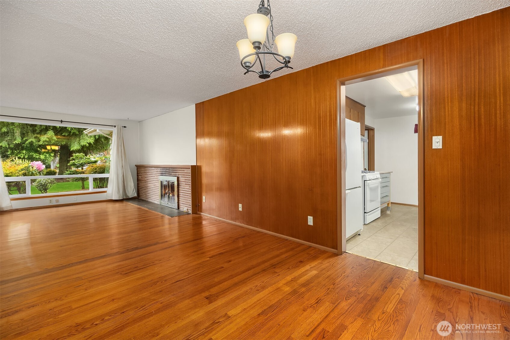 10210 NE 23rd Street , Bellevue, WA 98004