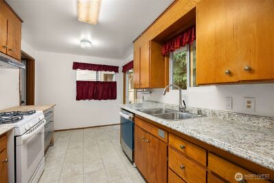 10210 NE 23rd Street , Bellevue, WA 98004 - Photo 22