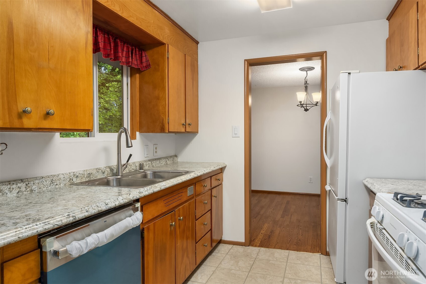 10210 NE 23rd Street , Bellevue, WA 98004