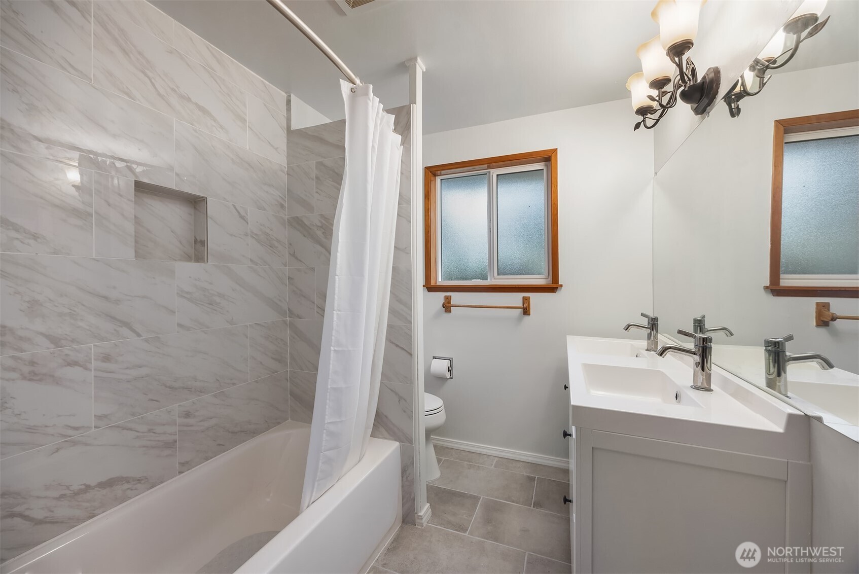 10210 NE 23rd Street , Bellevue, WA 98004