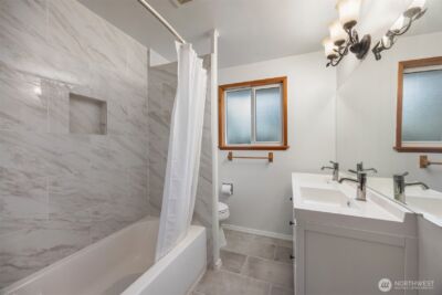 10210 NE 23rd Street , Bellevue, WA 98004 - Photo 27