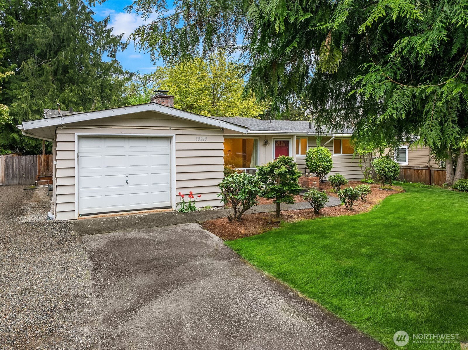 10210 NE 23rd Street , Bellevue, WA 98004