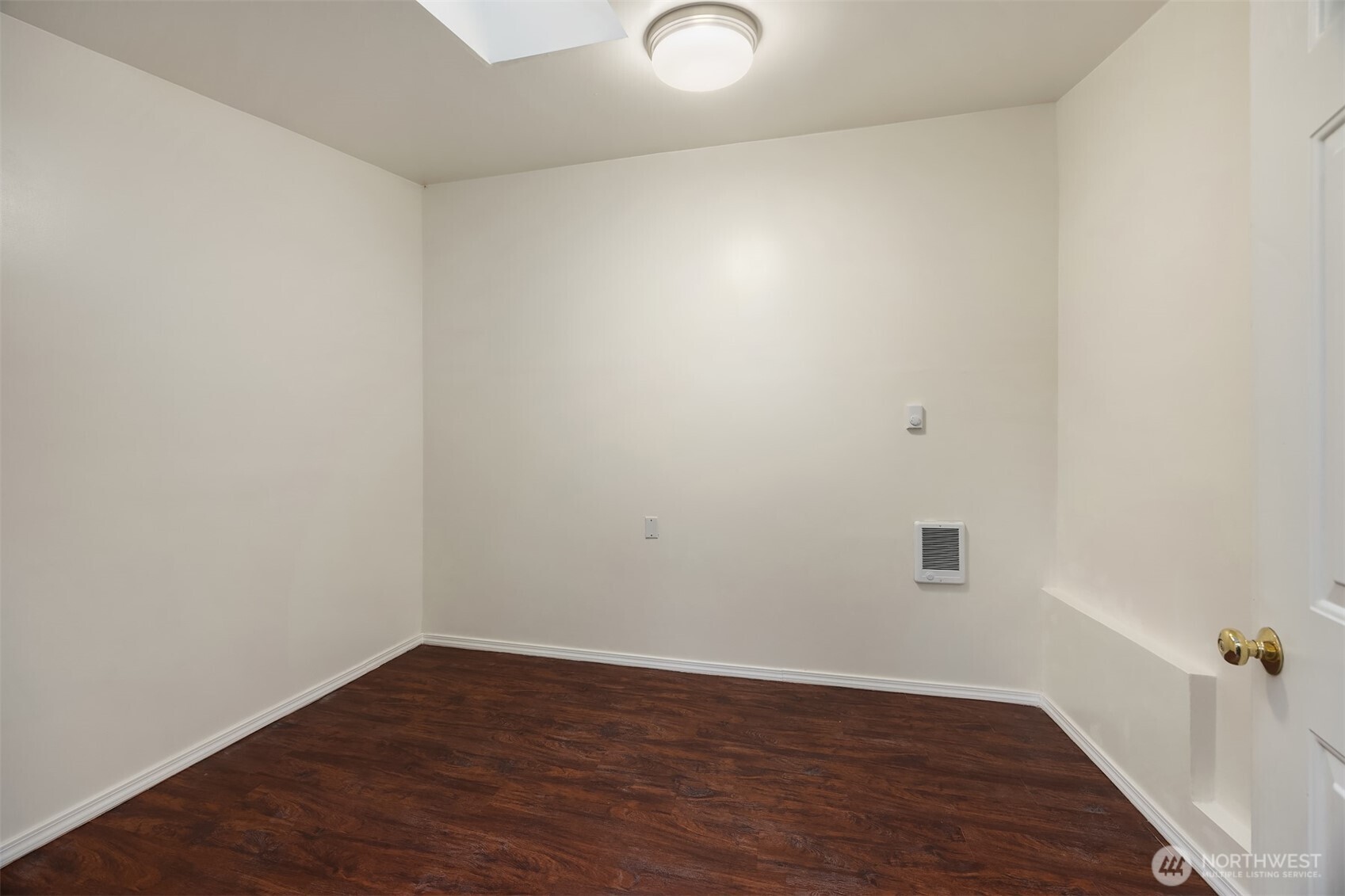 10210 NE 23rd Street , Bellevue, WA 98004