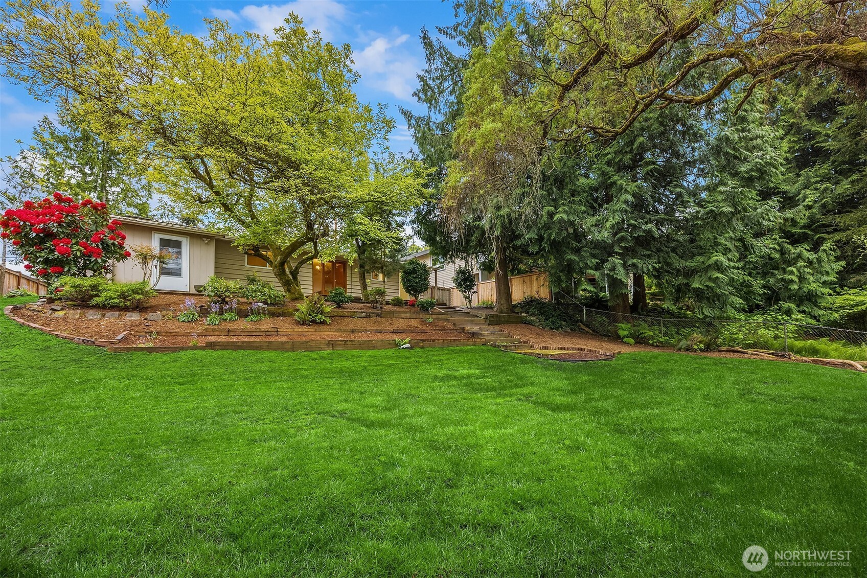 10210 NE 23rd Street , Bellevue, WA 98004