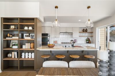 2425 33rd Avenue W #402, Seattle, WA 98199 - Photo 13