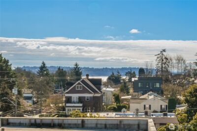 2425 33rd Avenue W #402, Seattle, WA 98199 - Photo 31