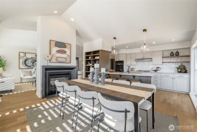 2425 33rd Avenue W #402, Seattle, WA 98199 - Photo 10