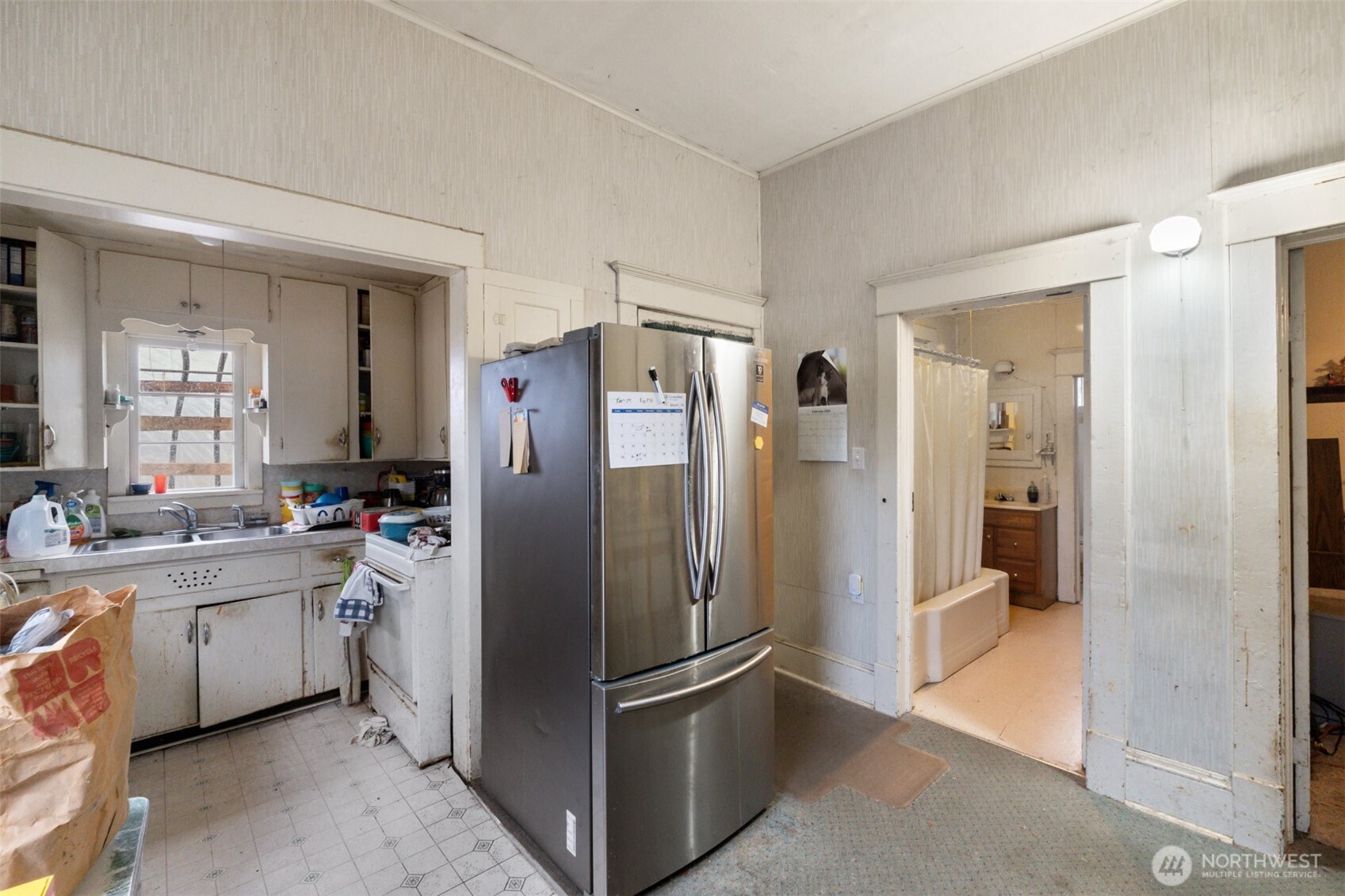 24201 Roberts Drive , Black Diamond, WA 98010