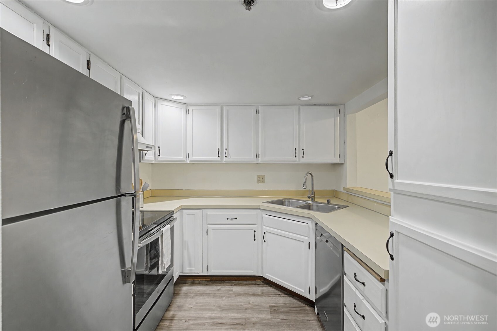 15209 Sunwood Blvd #B 21, Tukwila, WA 98188