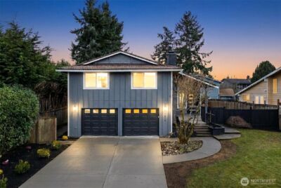 1413 S 275th Place , Des Moines, WA 98198-9405