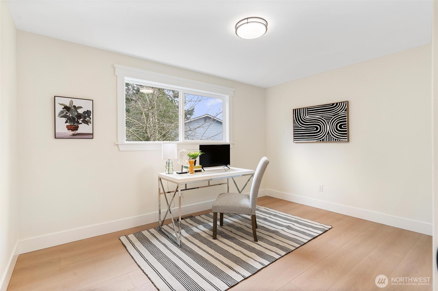 1413 S 275th Place , Des Moines, WA 98198-9405