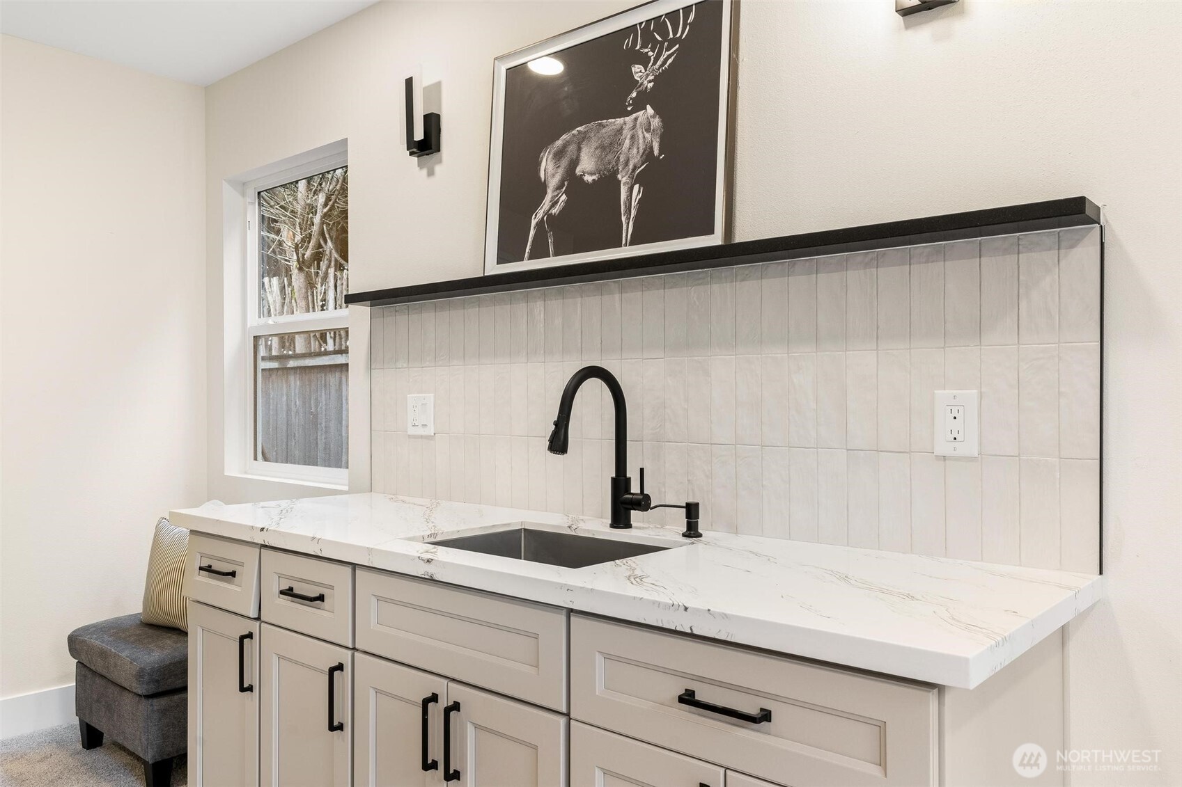 1413 S 275th Place , Des Moines, WA 98198-9405