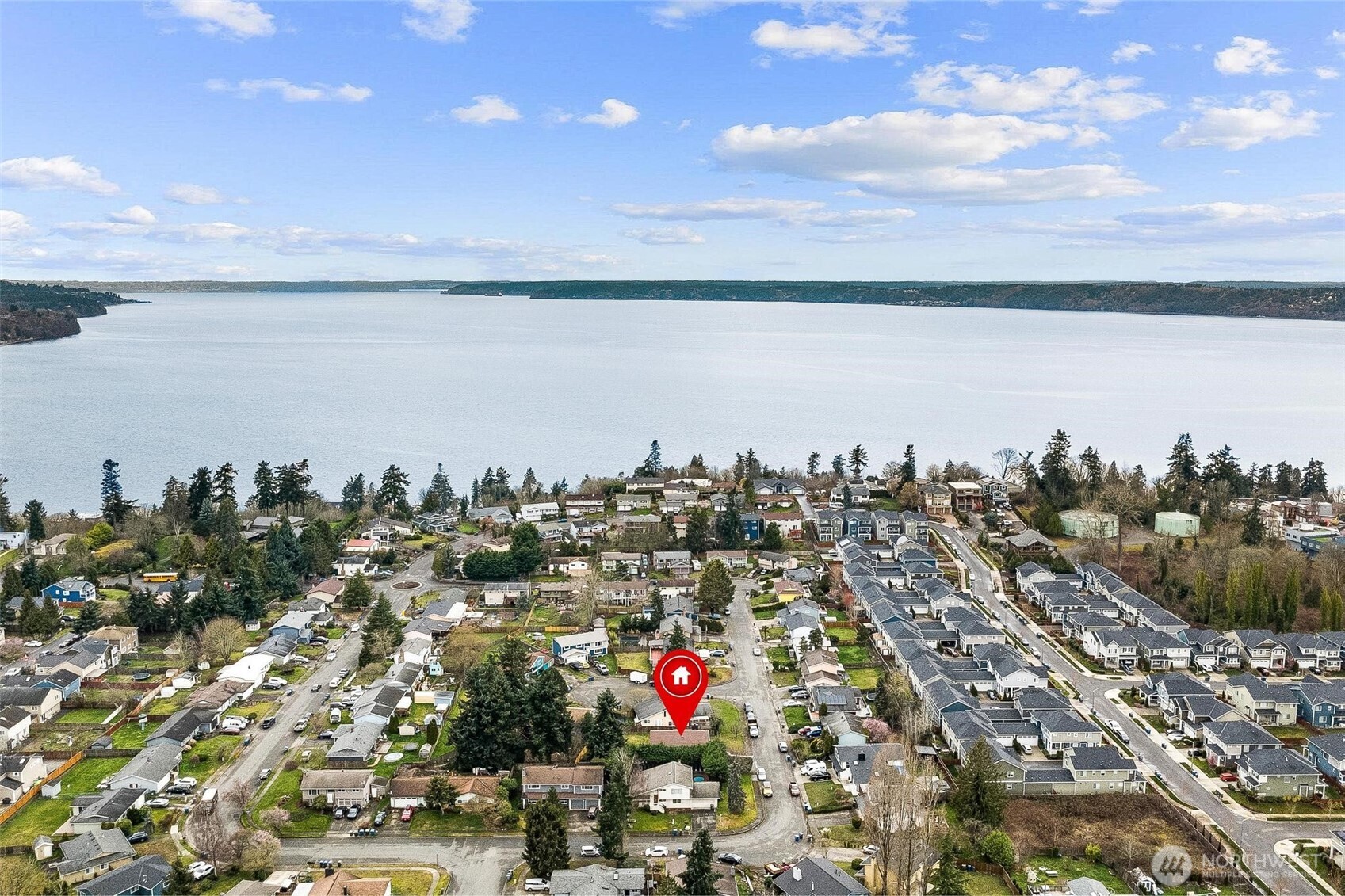 1413 S 275th Place , Des Moines, WA 98198-9405