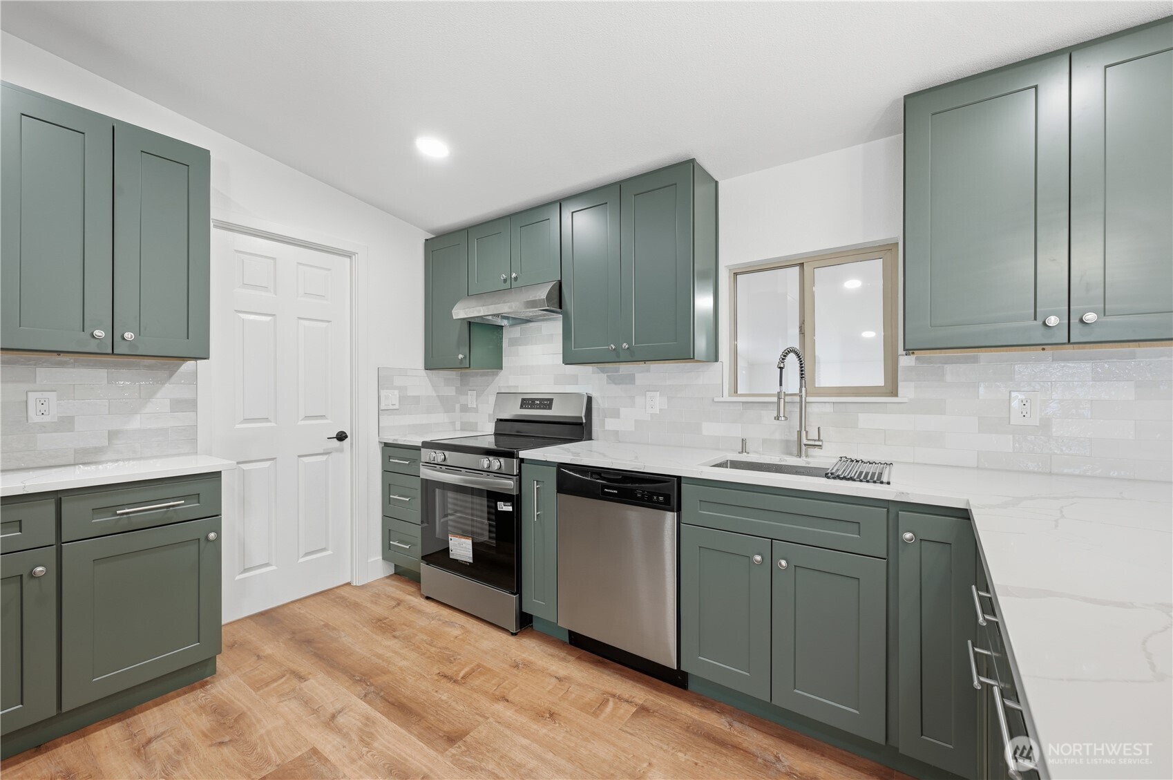 19920 67th Avenue NE #40, Arlington, WA 98223