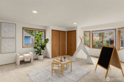 4260 246th Place SE, Sammamish, WA 98029 - Photo 17