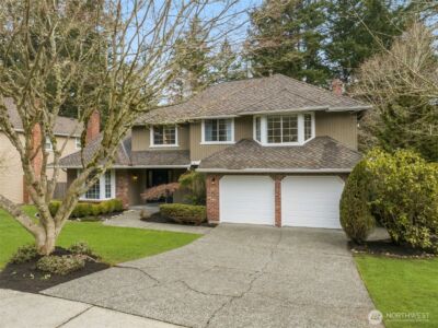 4260 246th Place SE, Sammamish, WA 98029 - Photo 2