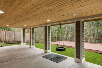 4260 246th Place SE, Sammamish, WA 98029 - Photo 28