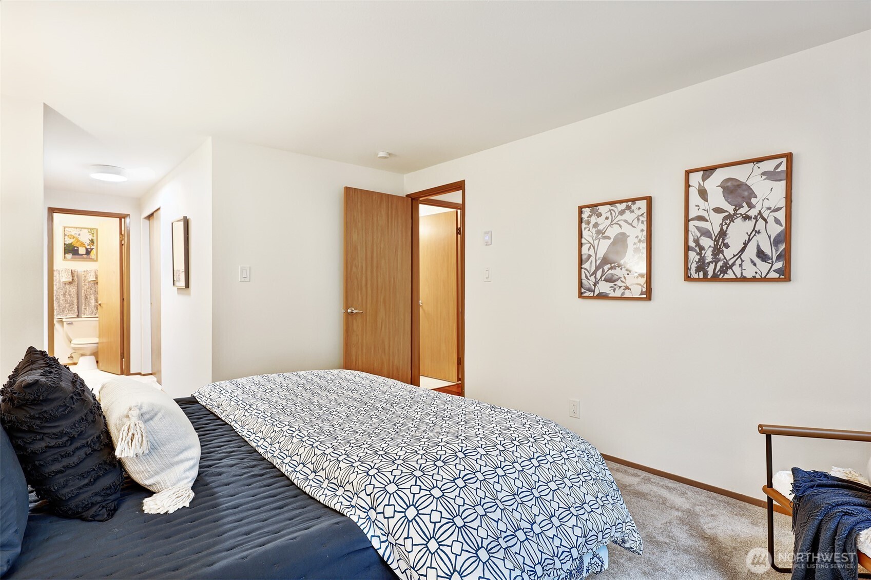 8720 Phinney Avenue N #24, Seattle, WA 98103