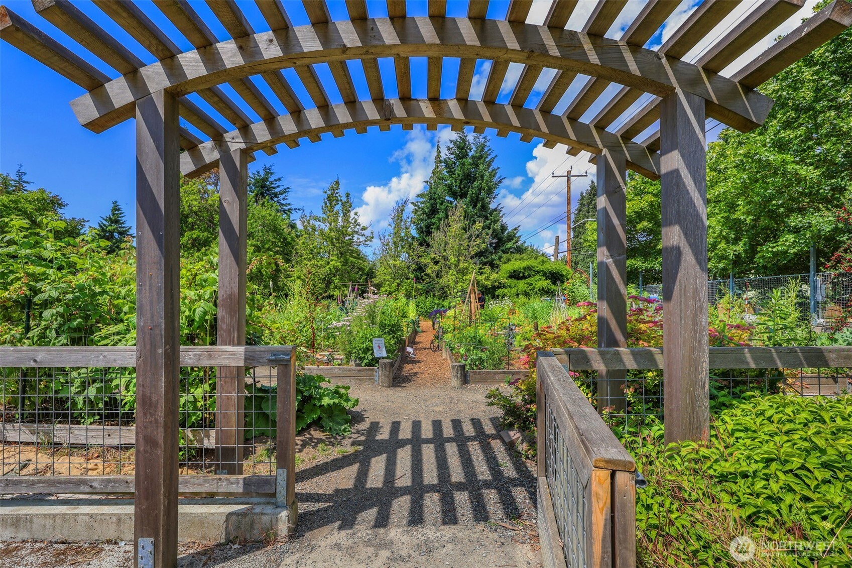 8720 Phinney Avenue N #24, Seattle, WA 98103