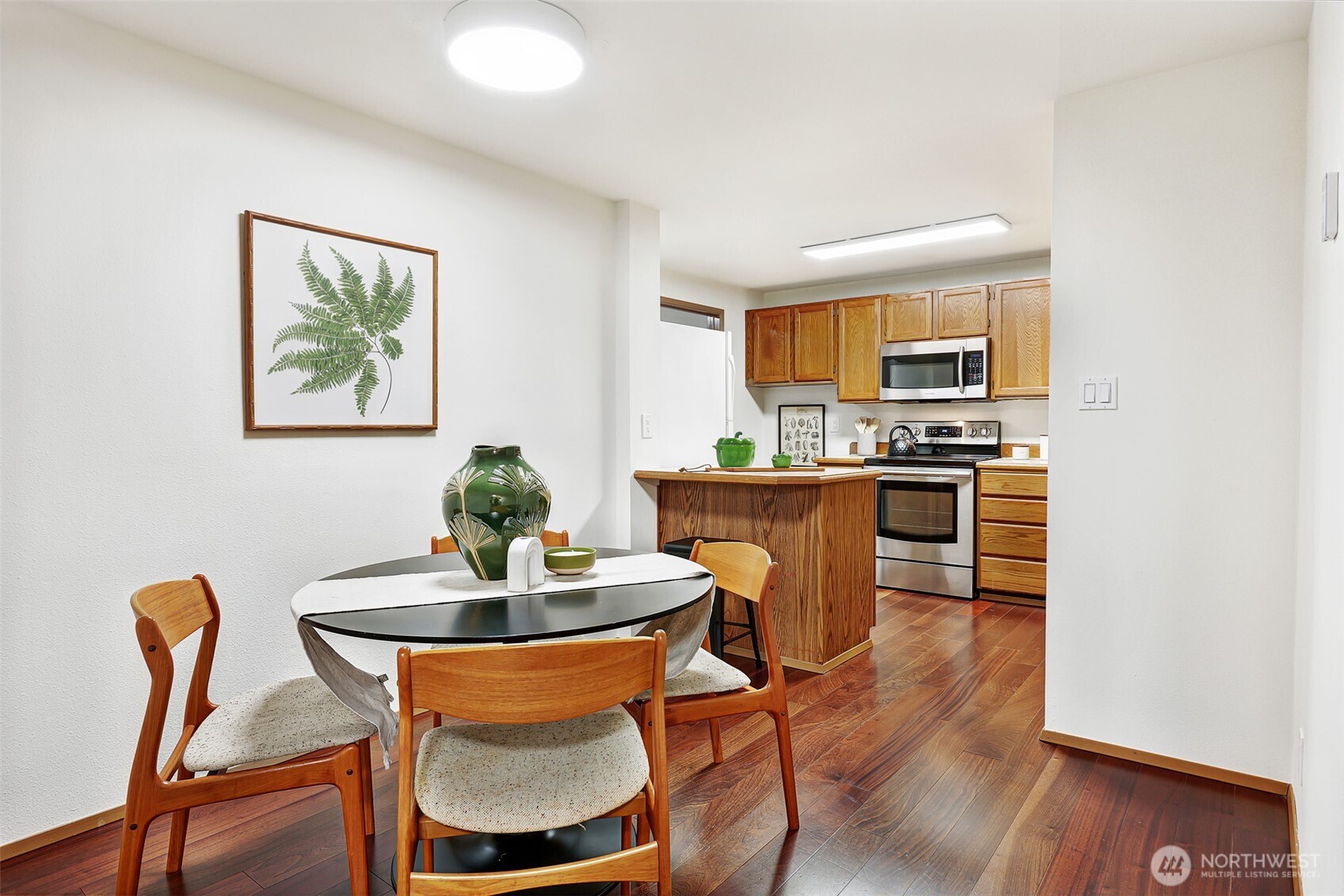 8720 Phinney Avenue N #24, Seattle, WA 98103