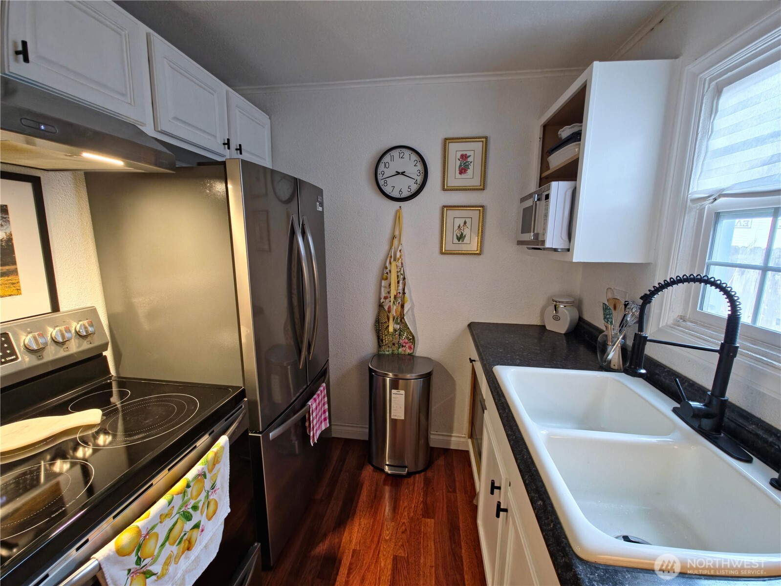 212 Douglas Street , Longview, WA 98632