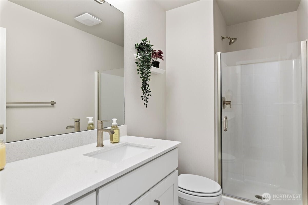 12012 NE 193rd Lane #C, Bothell, WA 98011