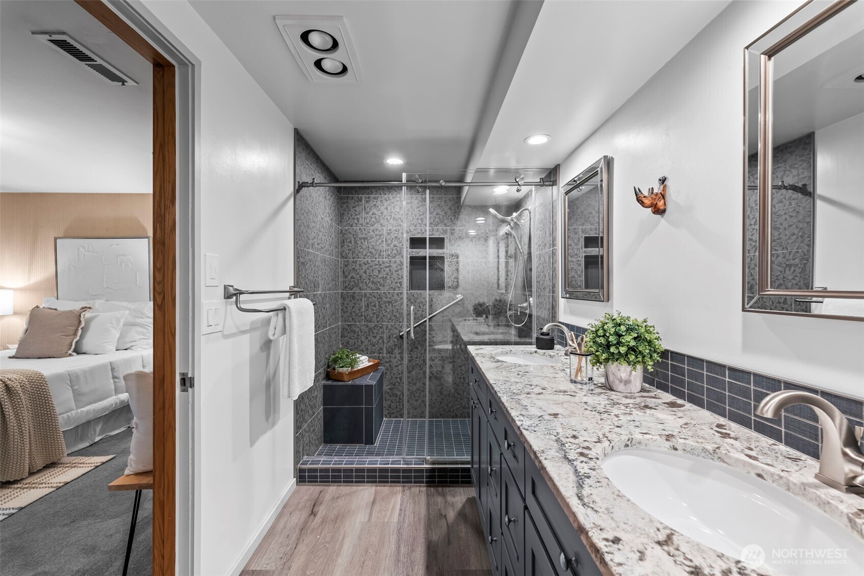 3016 N Narrows Drive #215, Tacoma, WA 98407