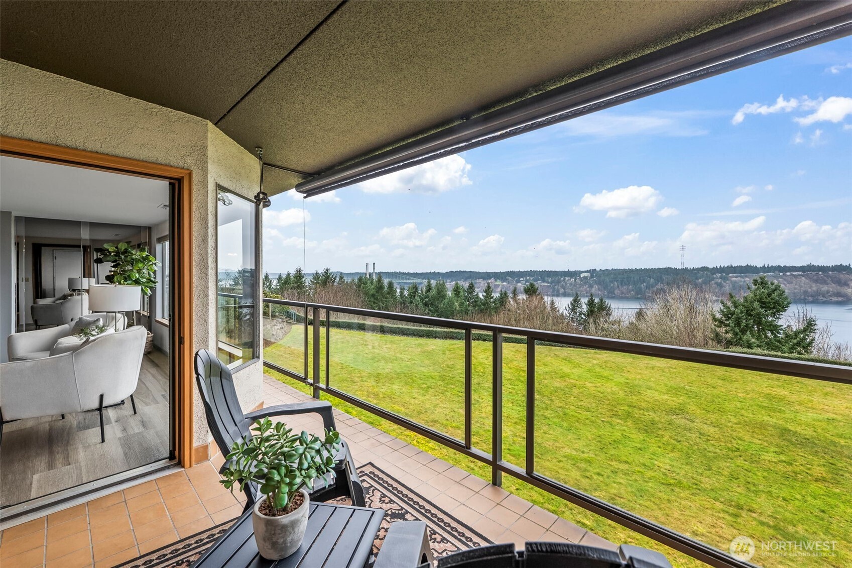 3016 N Narrows Drive #215, Tacoma, WA 98407