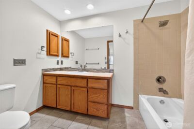 432 3rd Avenue S #B204, Edmonds, WA 98020 - Photo 16