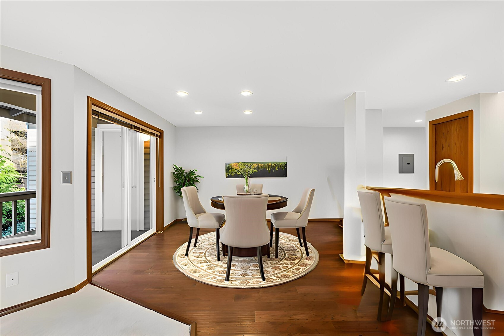 432 3rd Avenue S #B204, Edmonds, WA 98020