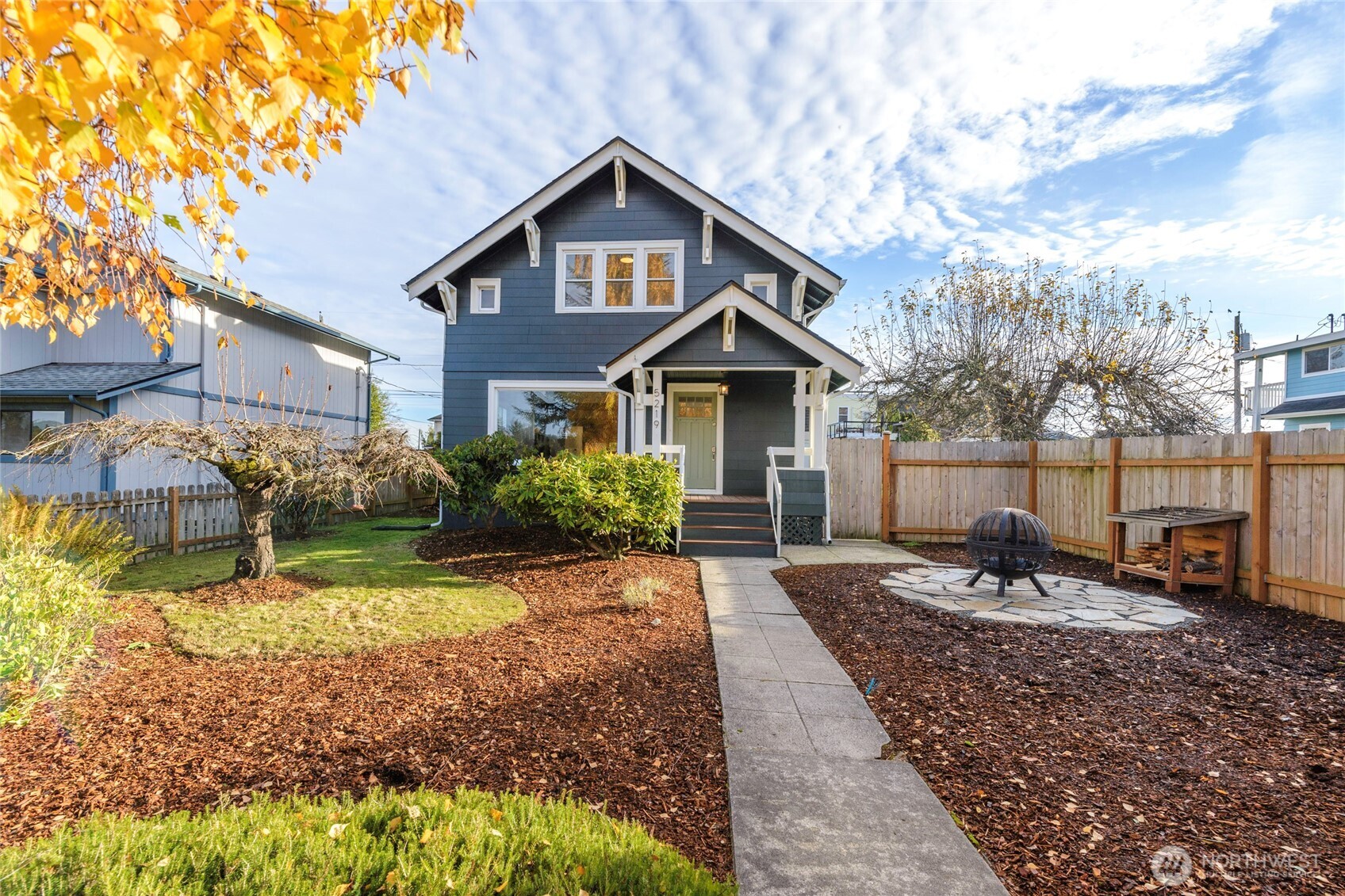 5219 N Winnifred Street , Ruston, WA 98407