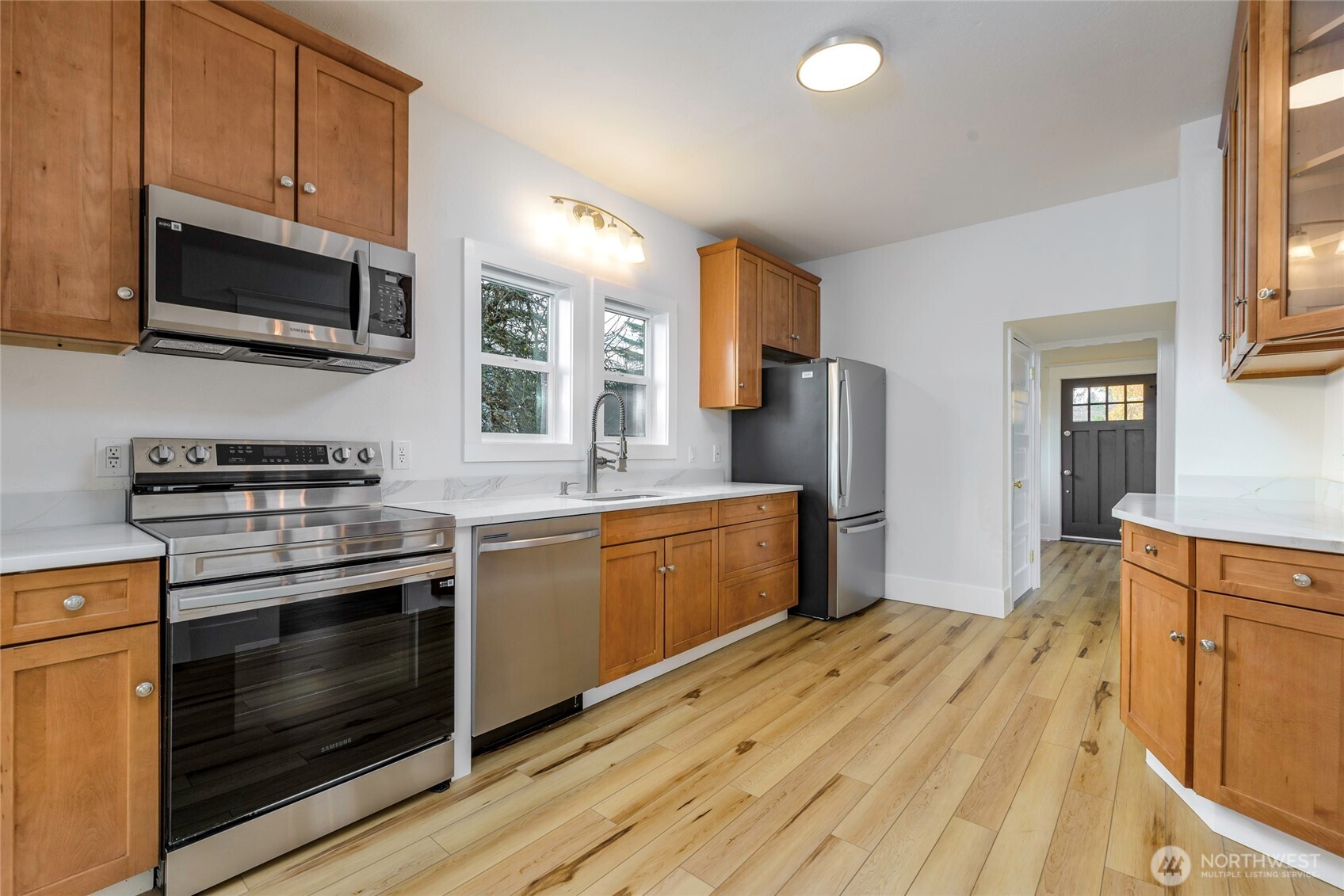 5219 N Winnifred Street , Ruston, WA 98407