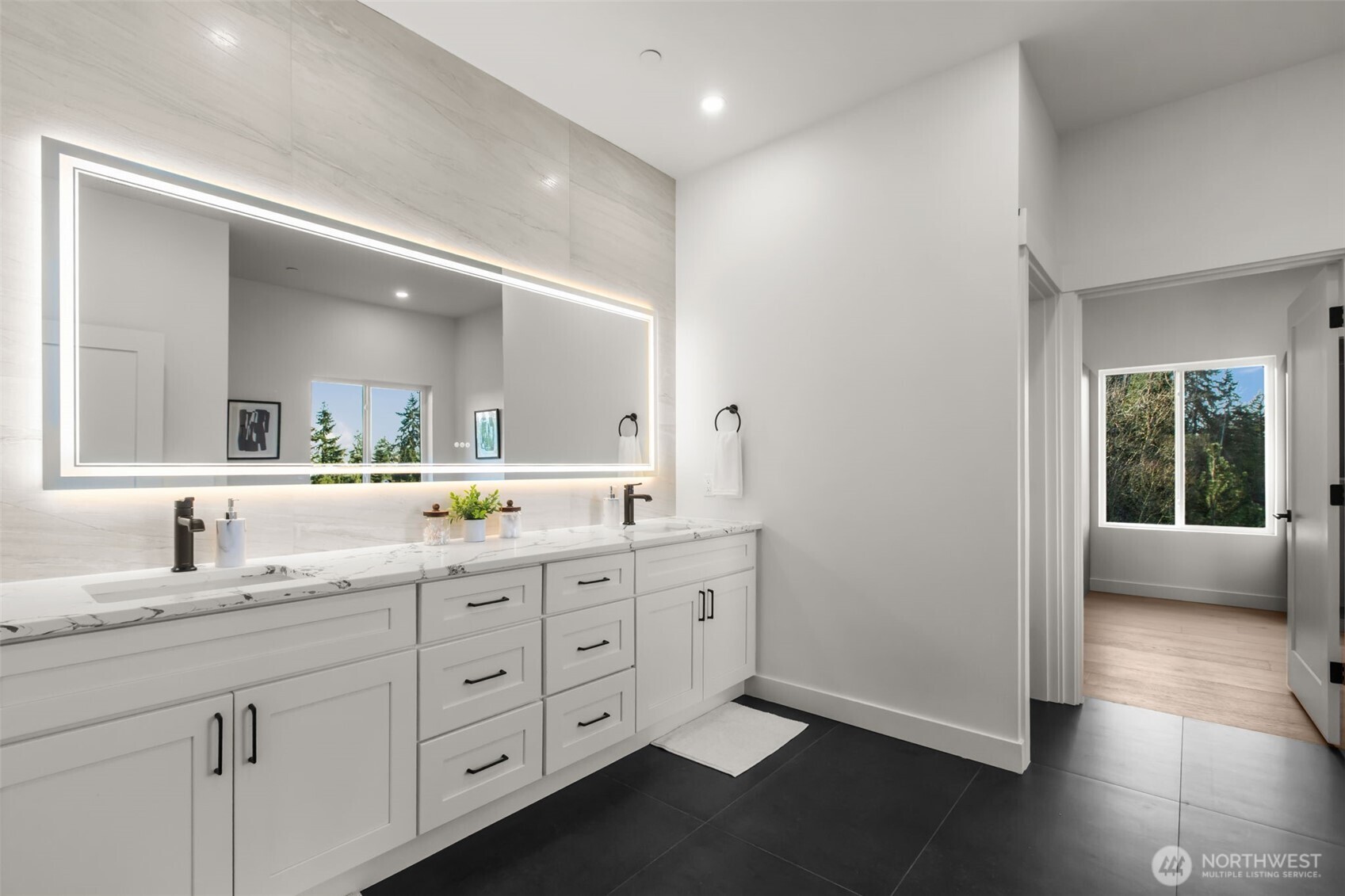 15815 47th Avenue S, Tukwila, WA 98188