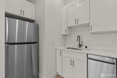 15815 47th Avenue S, Tukwila, WA 98188 - Photo 33