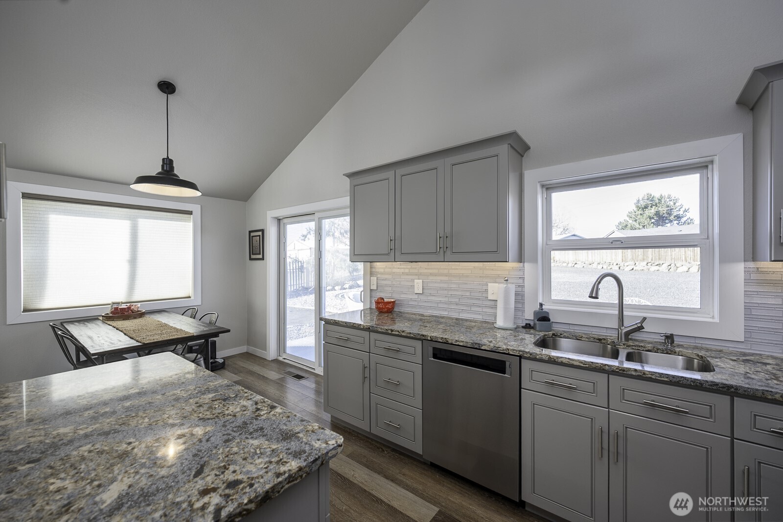 326 N Clark Road , Moses Lake, WA 98837