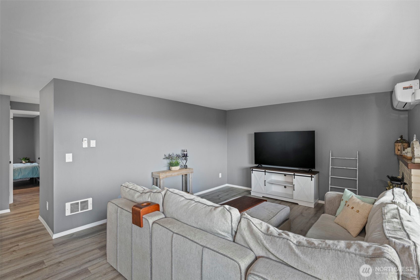 3340 Narrows View Lane NE #103, Bremerton, WA 98310