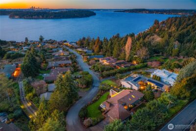 7580 SE 71st Street , Mercer Island, WA 98040